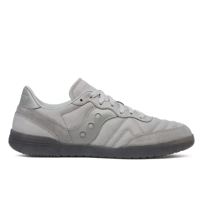 586i Nubuck