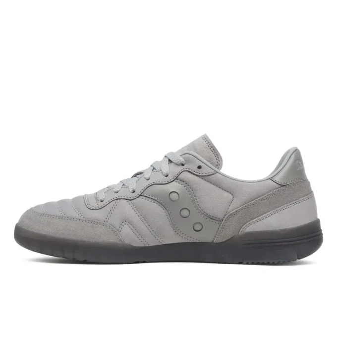 586i Nubuck