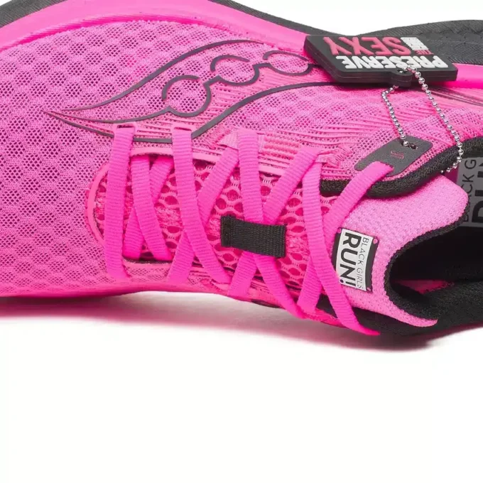 Black Girls Run x Saucony Endorphin Speed 5 para mujer