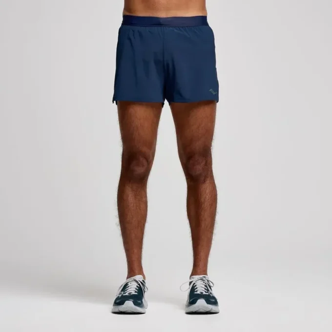 Pantalones cortos Outpace 2,5″ con abertura lateral para hombre