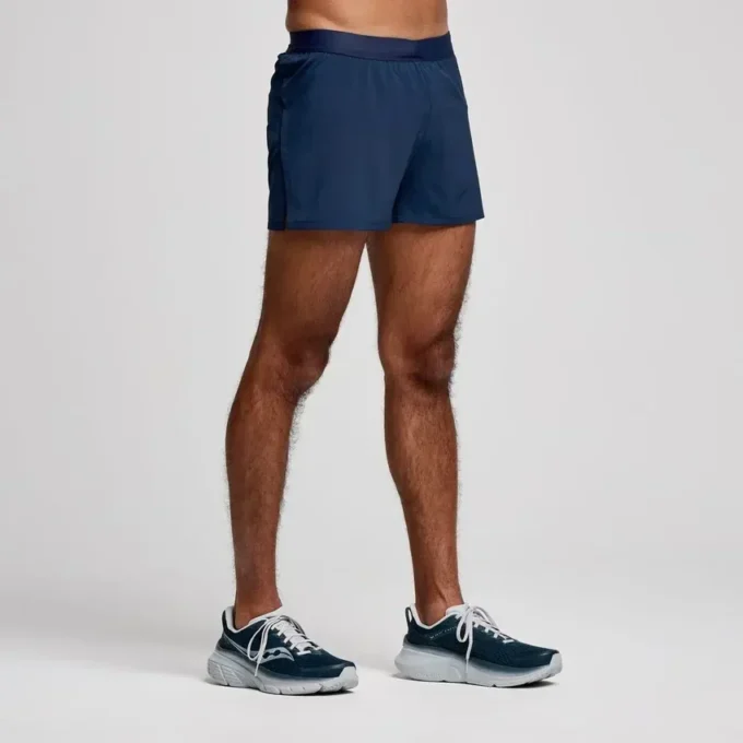 Pantalones cortos Outpace 2,5″ con abertura lateral para hombre