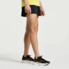 Pantalones cortos Outpace 2,5″ con abertura lateral para hombre