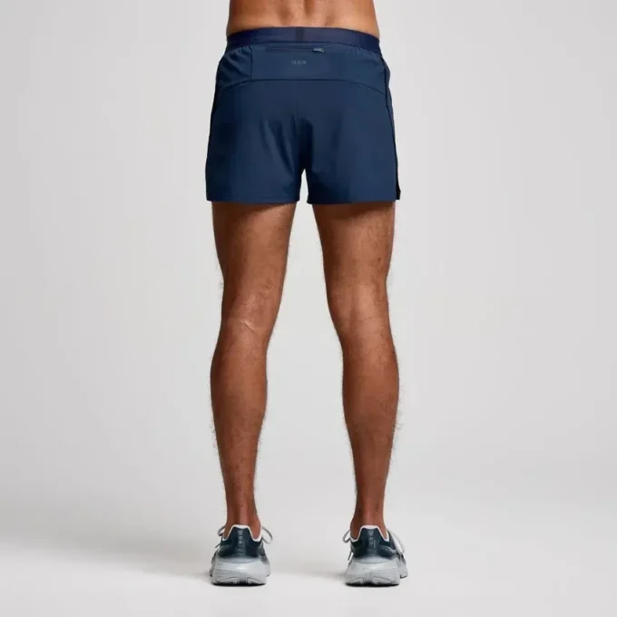 Pantalones cortos Outpace 2,5″ con abertura lateral para hombre