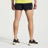 Pantalones cortos Outpace 2,5″ con abertura lateral para hombre