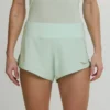 Pantalones cortos Outpace 2.5″ Split para mujer