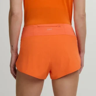 Pantalones cortos Outpace 2.5″ Split para mujer
