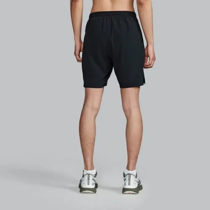 Pantalones cortos Outpace 7″ para hombre