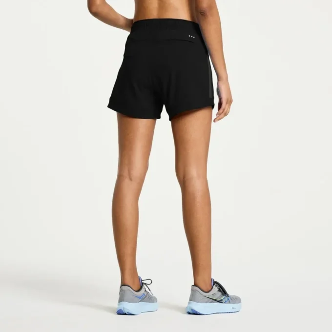 Pantalones cortos Outpace de 5 pulgadas para mujer